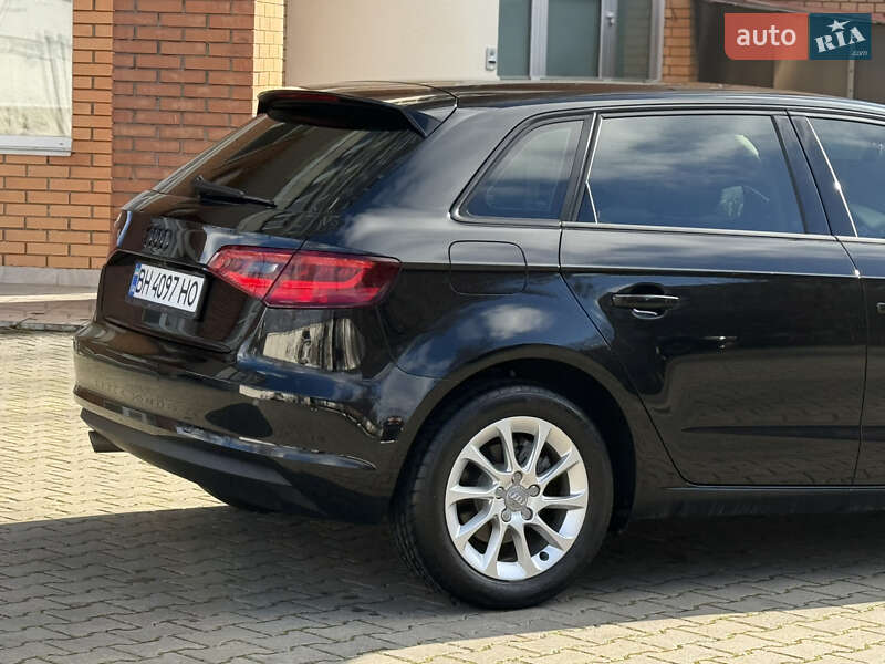 Хэтчбек Audi A3 2015 в Одессе фото 17 Хэтчбек Audi A3 2015 в Одессе