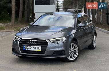 Хэтчбек Audi A3 2019 в Львове