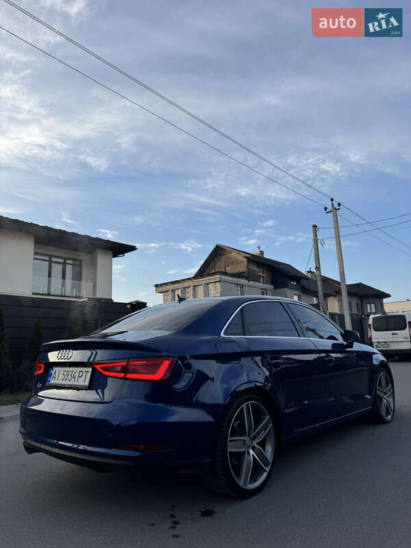 Седан Audi A3 2014 в Софиевской Борщаговке