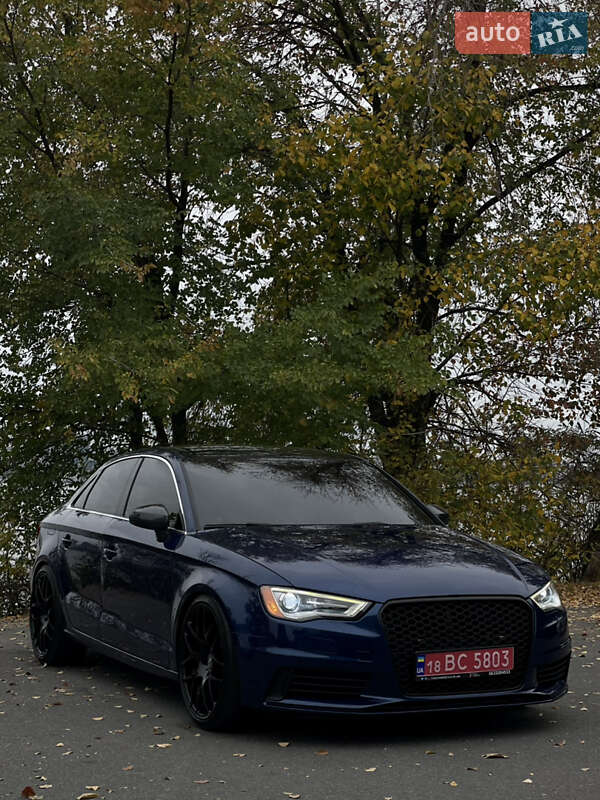 Седан Audi A3 2014 в Днепре