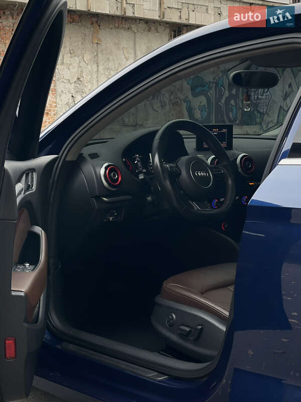 Седан Audi A3 2014 в Днепре