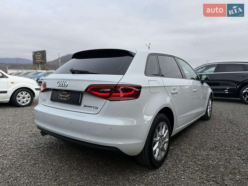 Хэтчбек Audi A3 2015 в Мукачево