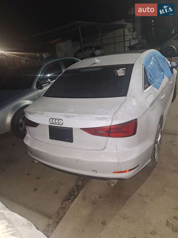 Седан Audi A3 2014 в Киеве