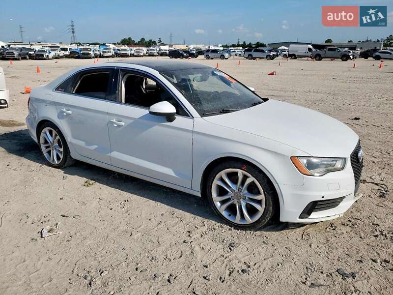 Седан Audi A3 2014 в Киеве