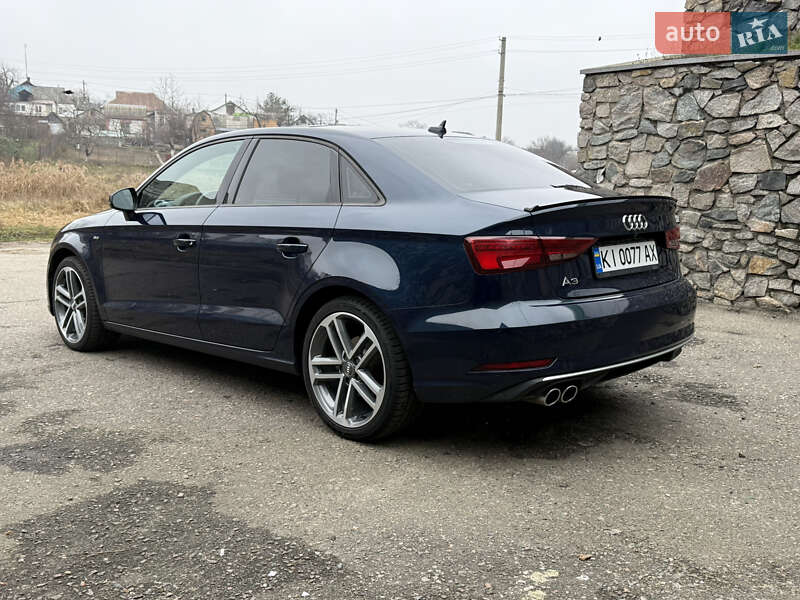 Седан Audi A3 2016 в Белой Церкви