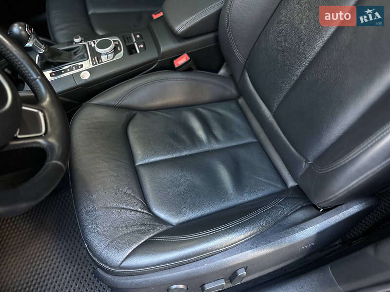 Седан Audi A3 2015 в Киеве