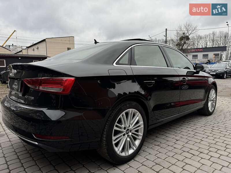 Седан Audi A3 2018 в Виннице