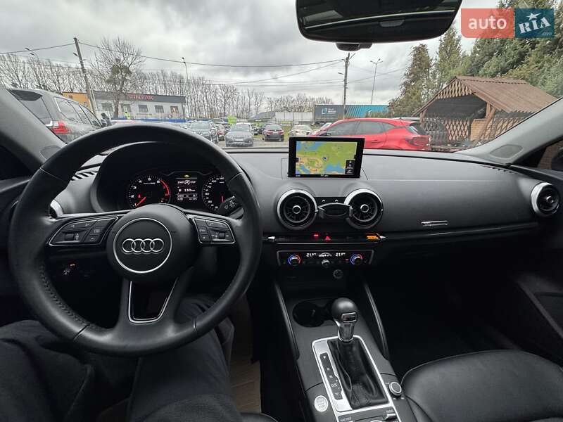 Седан Audi A3 2018 в Виннице