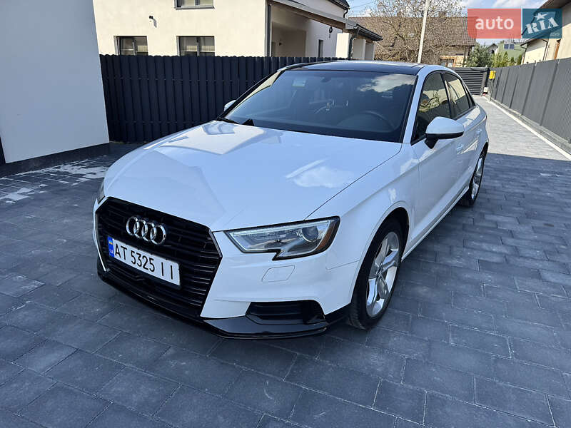 Седан Audi A3 2017 в Коломые