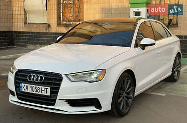 Седан Audi A3 2015 в Киеве