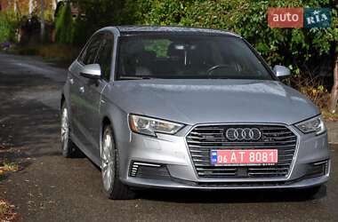 Хетчбек Audi A3 2017 в Києві