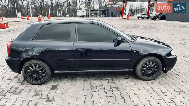 Хэтчбек Audi A3 1998 в Кривом Роге