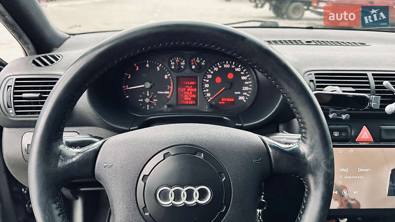 Хэтчбек Audi A3 1998 в Кривом Роге