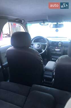 Хэтчбек Audi A3 2000 в Черняхове