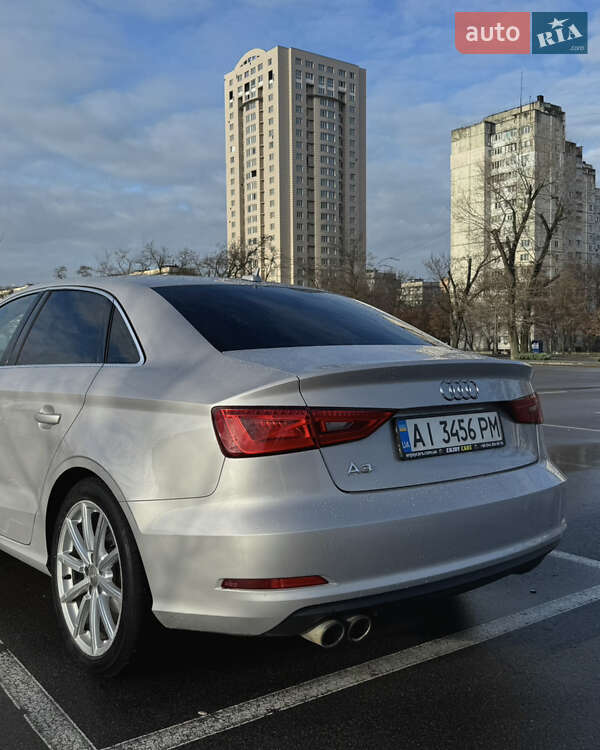 Седан Audi A3 2014 в Киеве