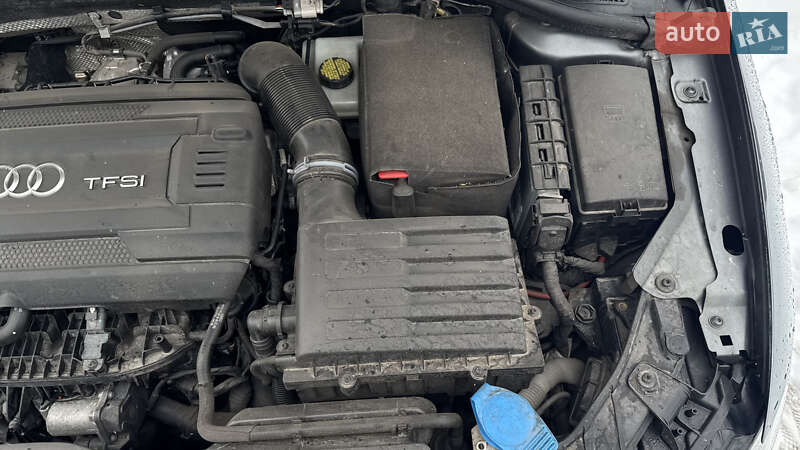 Седан Audi A3 2017 в Ізюмі