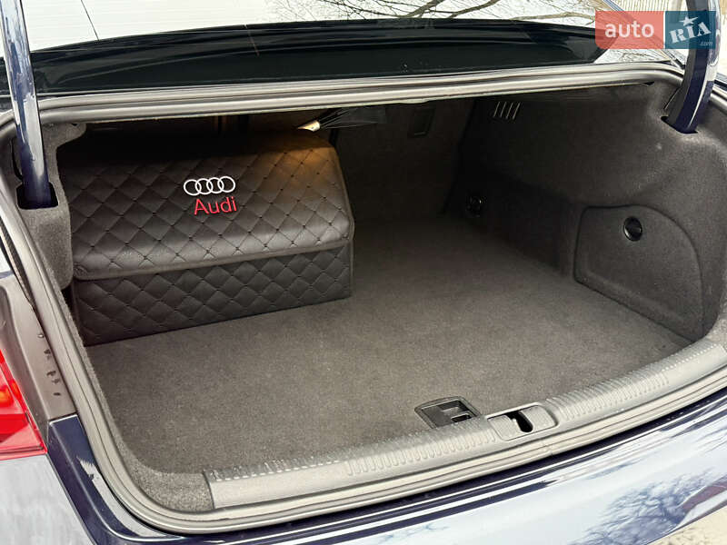 Седан Audi A3 2017 в Києві