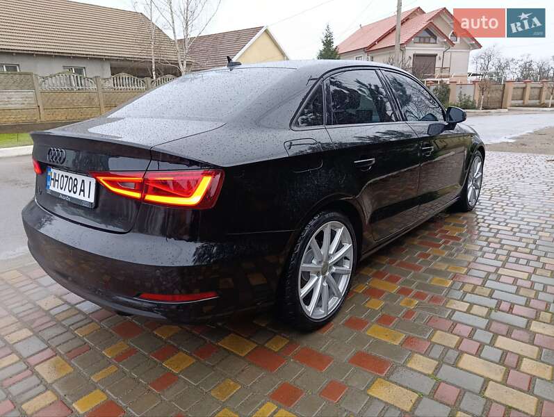 Седан Audi A3 2015 в Білгороді-Дністровському