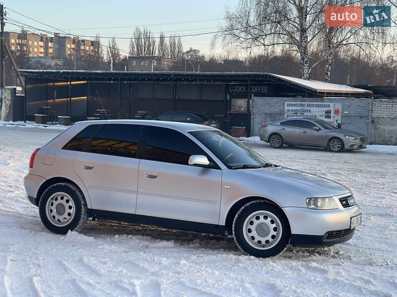 Хэтчбек Audi A3 2001 в Чернигове