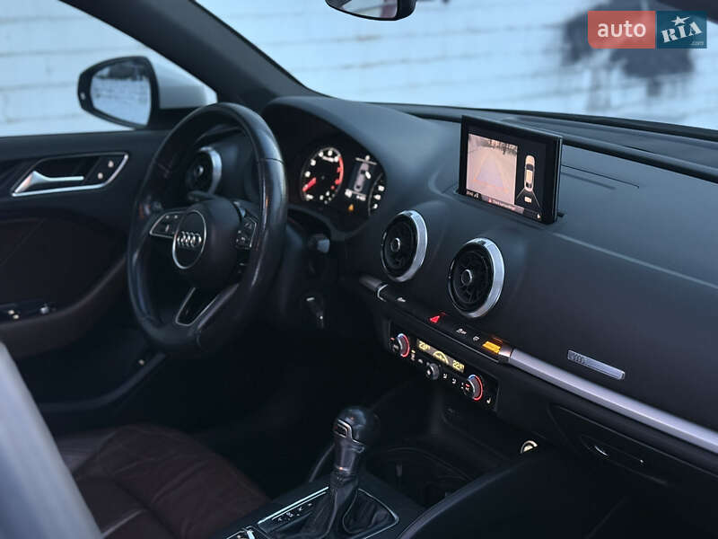 Седан Audi A3 2017 в Чернигове