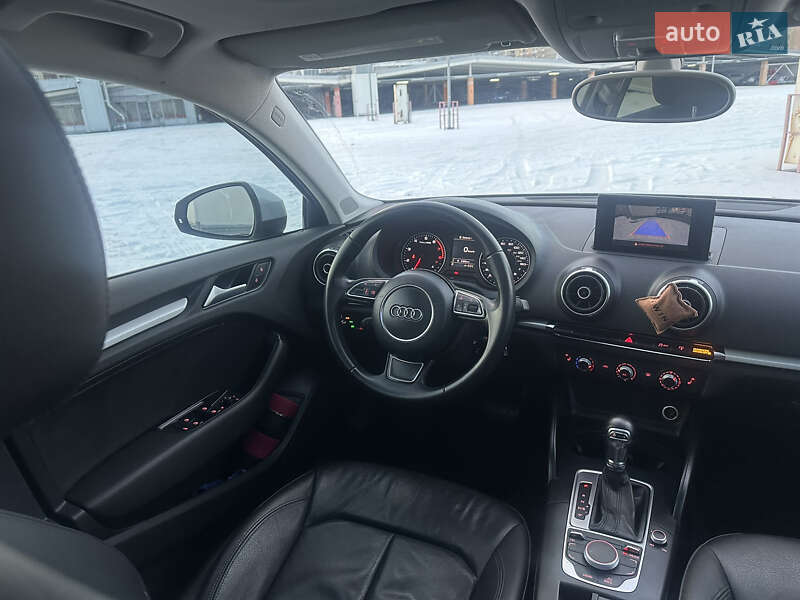 Седан Audi A3 2014 в Києві