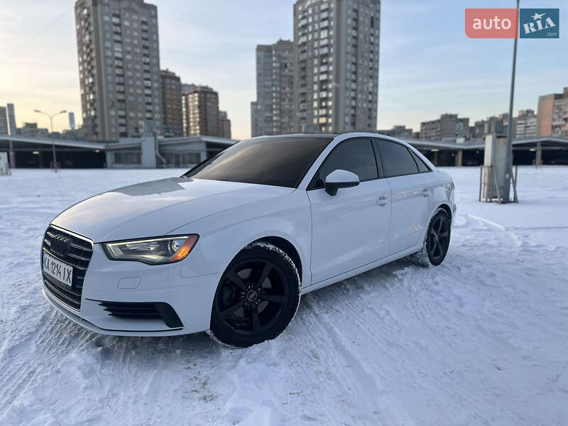 Седан Audi A3 2014 в Києві