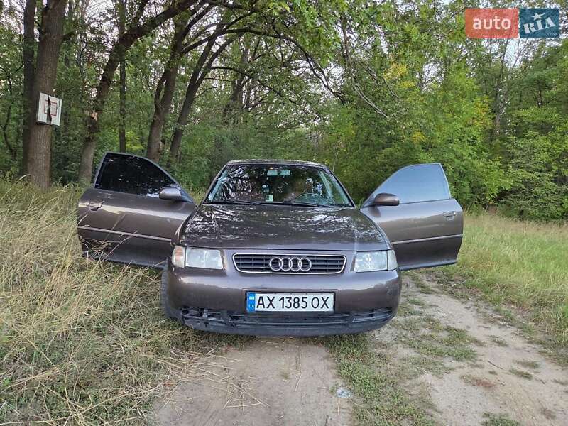 Хэтчбек Audi A3 1996 в Харькове