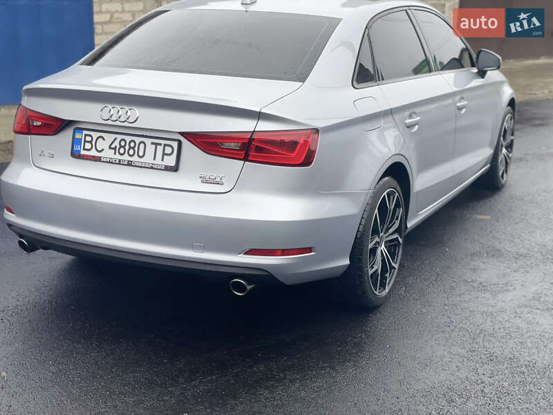 Седан Audi A3 2015 в Харькове