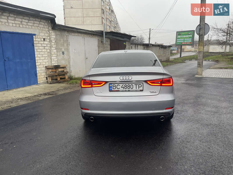 Седан Audi A3 2015 в Харькове