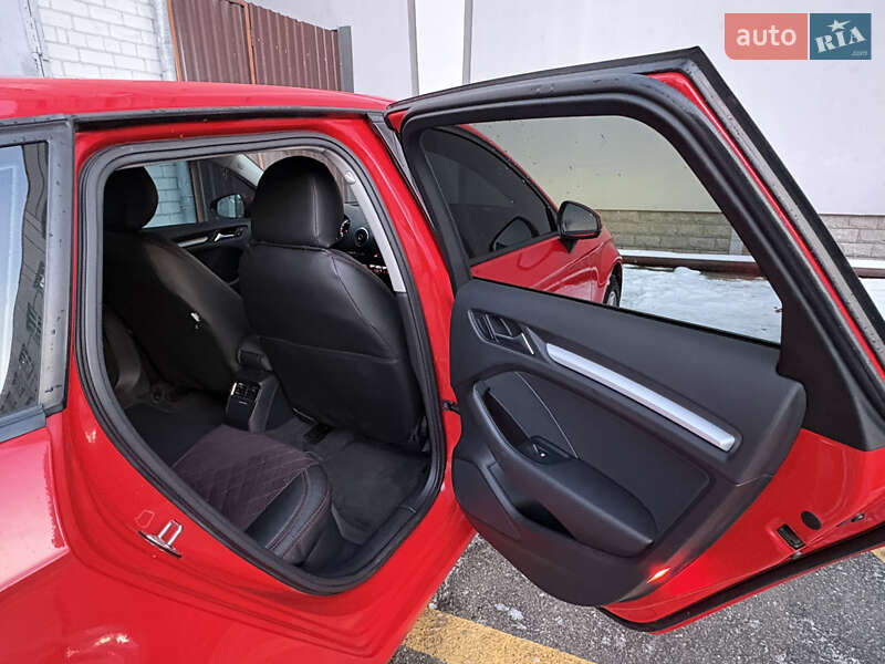 Хетчбек Audi A3 2013 в Києві