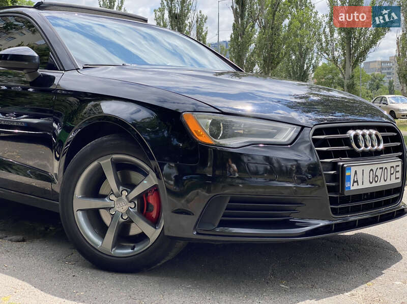 Седан Audi A3 2015 в Киеве