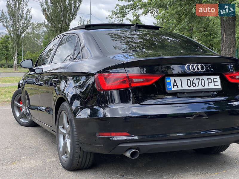 Седан Audi A3 2015 в Киеве