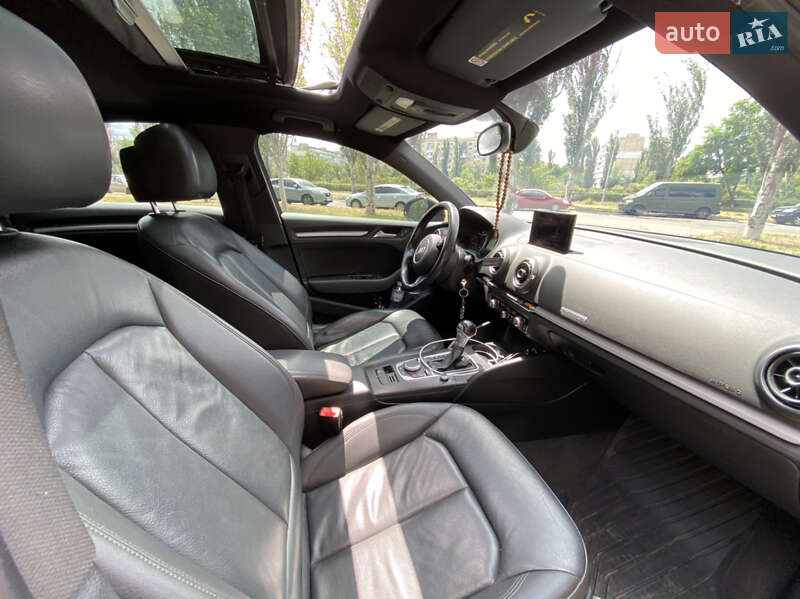 Седан Audi A3 2015 в Киеве
