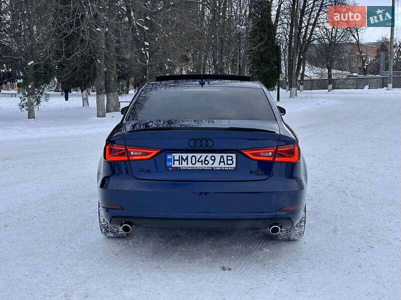 Седан Audi A3 2014 в Ромнах