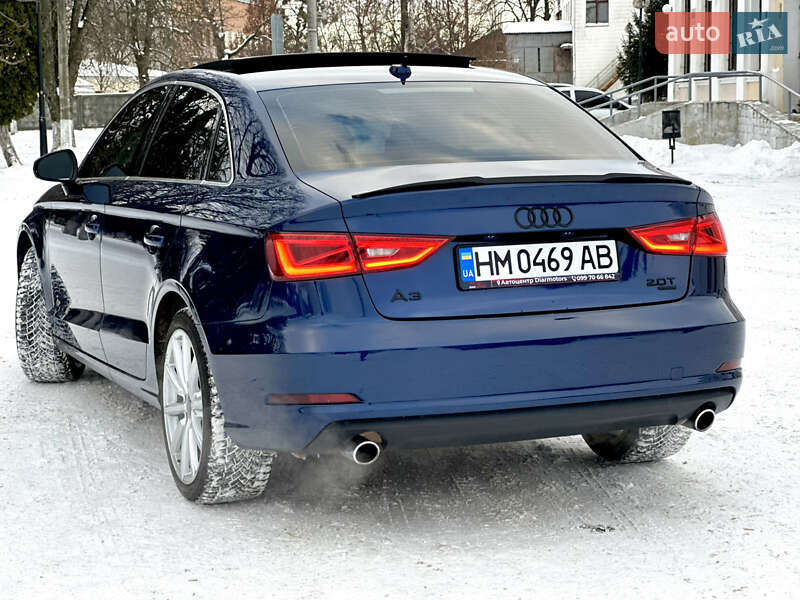 Седан Audi A3 2014 в Ромнах