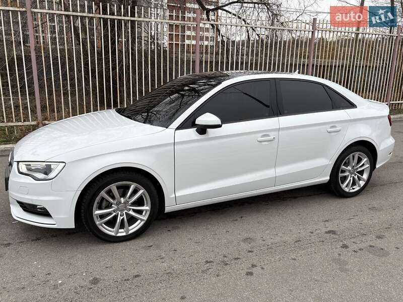 Седан Audi A3 2015 в Днепре фото 3 Седан Audi A3 2015 в Днепре