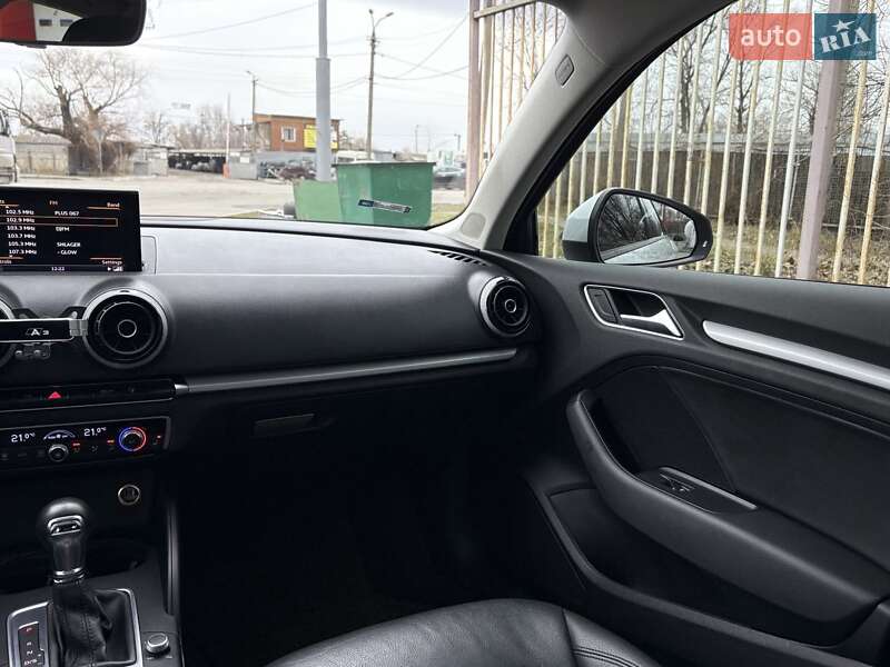 Седан Audi A3 2015 в Днепре фото 13 Седан Audi A3 2015 в Днепре