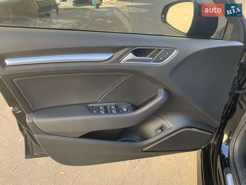 Седан Audi A3 2014 в Киеве