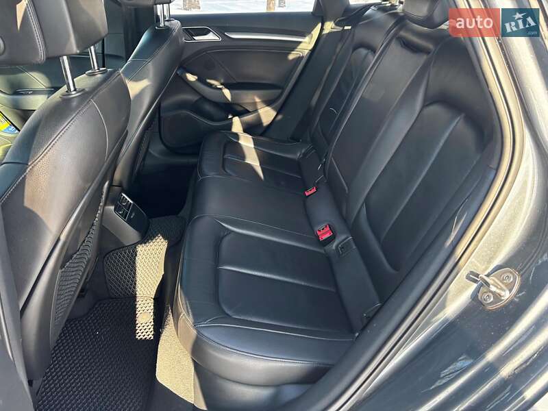 Седан Audi A3 2016 в Запорожье