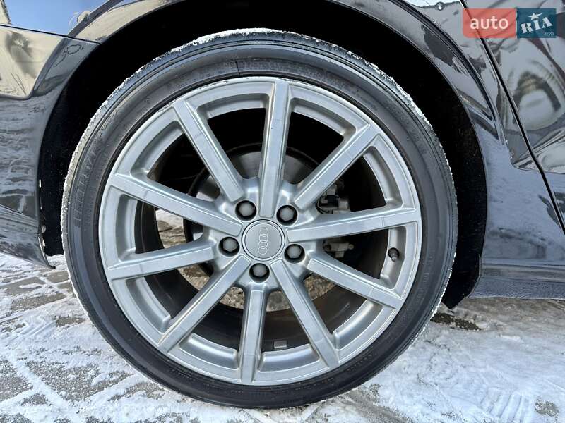 Седан Audi A3 2016 в Одессе