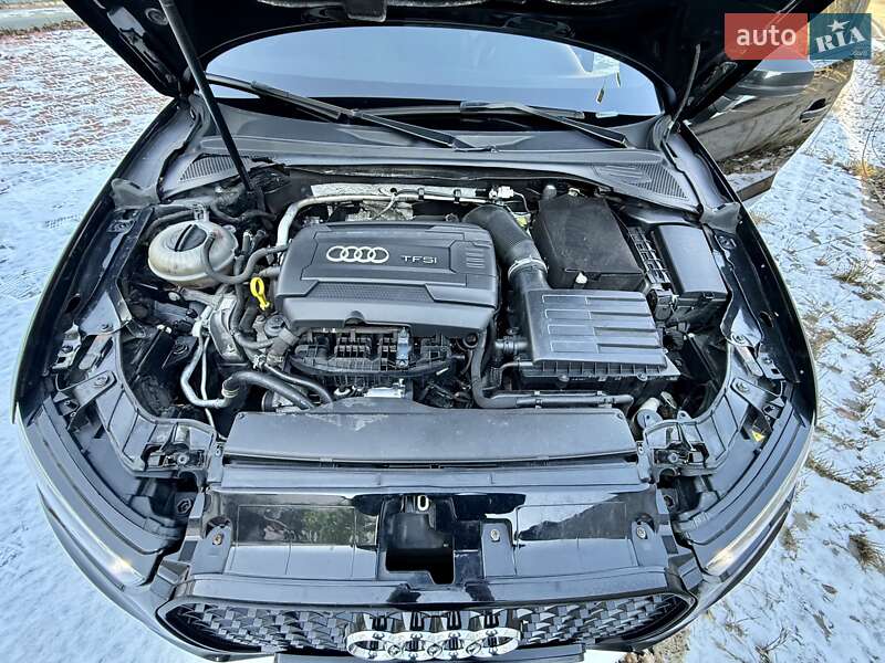 Седан Audi A3 2016 в Одессе