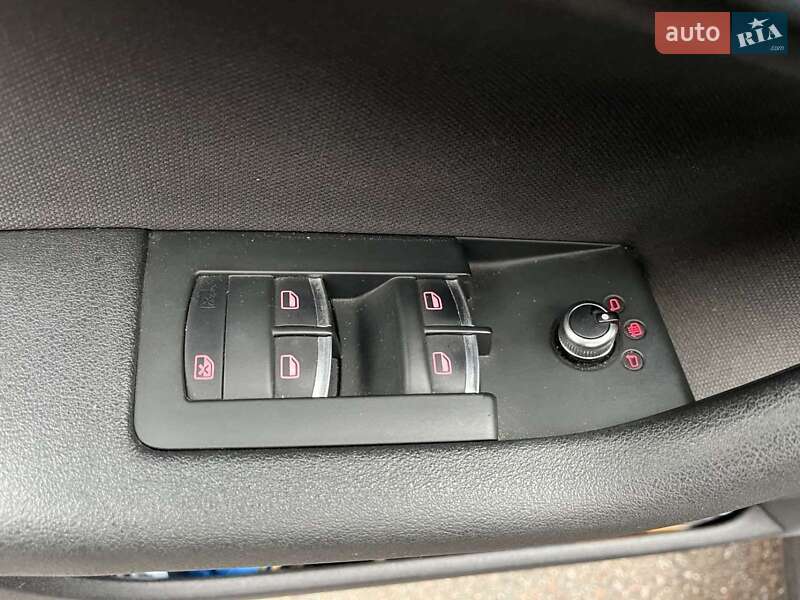 Хэтчбек Audi A3 2010 в Рава-Русской