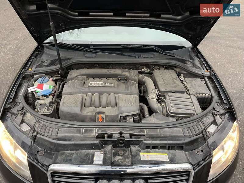 Хэтчбек Audi A3 2010 в Рава-Русской