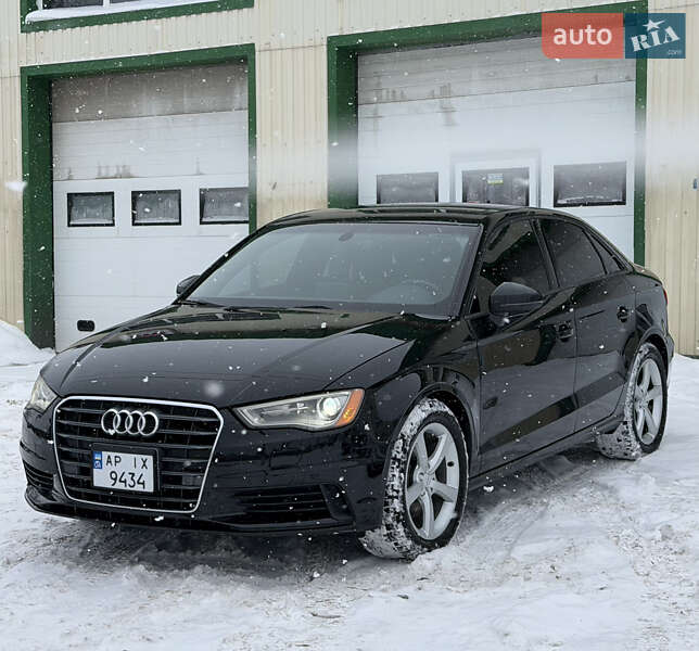 Седан Audi A3 2015 в Запоріжжі