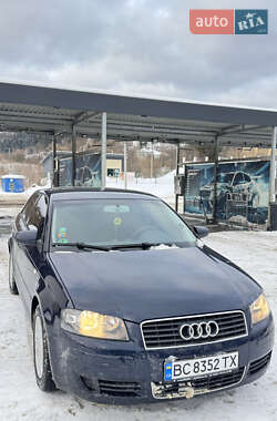Хэтчбек Audi A3 2004 в Сходнице