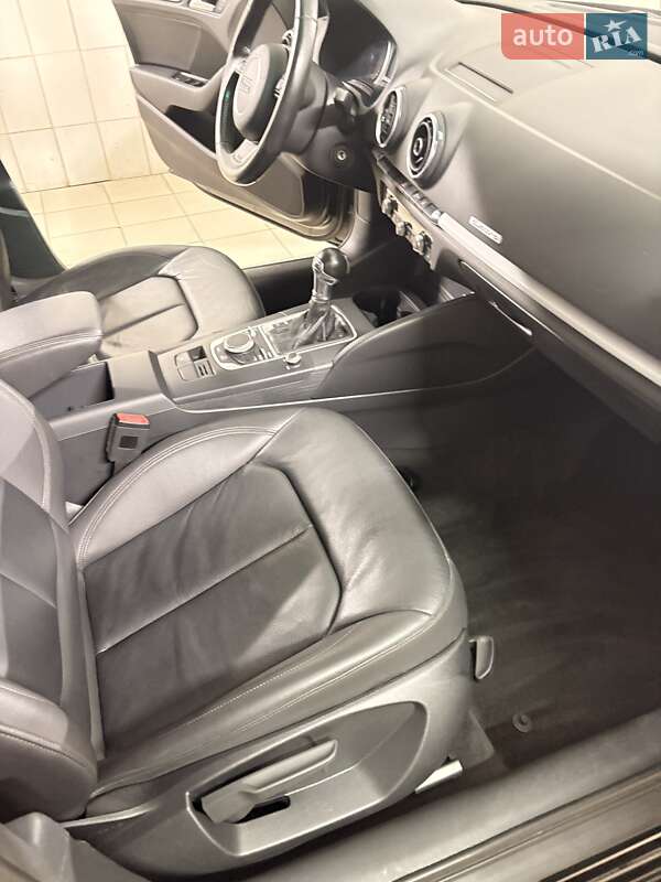 Седан Audi A3 2016 в Києві