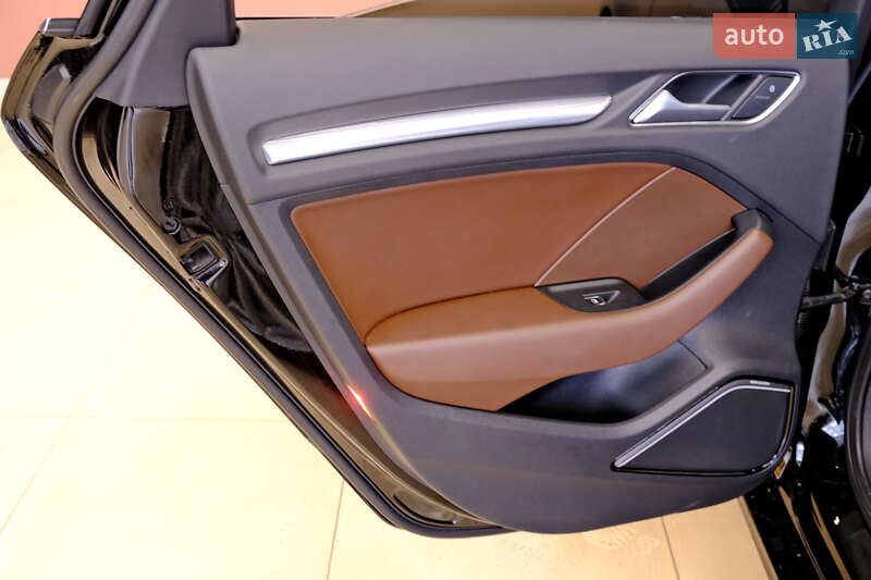 Седан Audi A3 2015 в Одесі