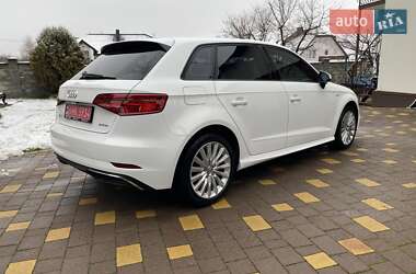Хетчбек Audi A3 2017 в Рівному