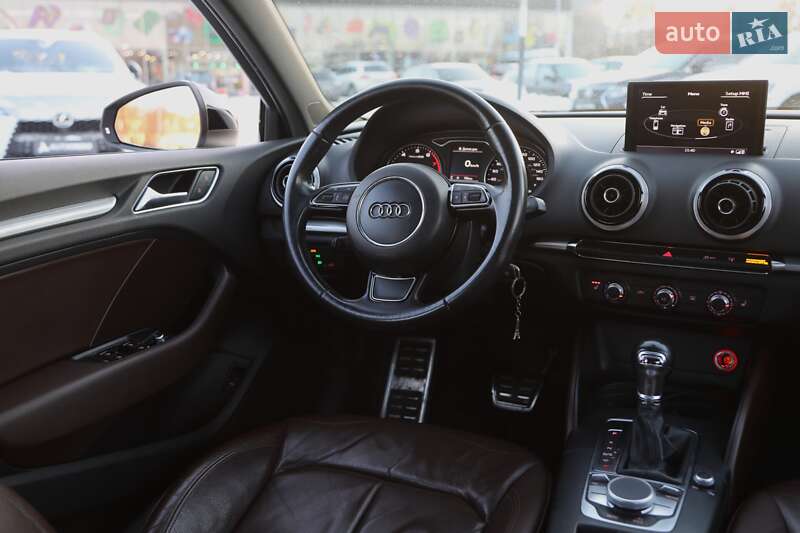 Седан Audi A3 2014 в Харкові