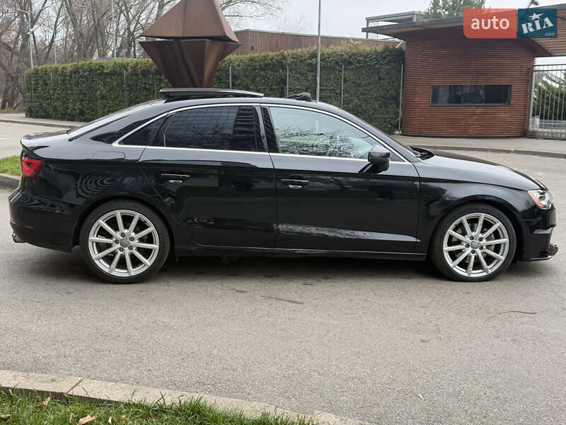 Седан Audi A3 2015 в Києві